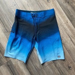 NWOT billabong board short